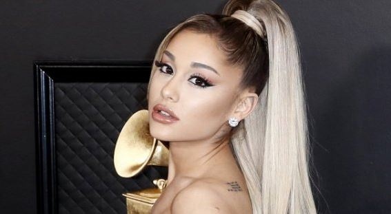 Ариана Гранде е сключила тайно брак с приятеля си Далтън